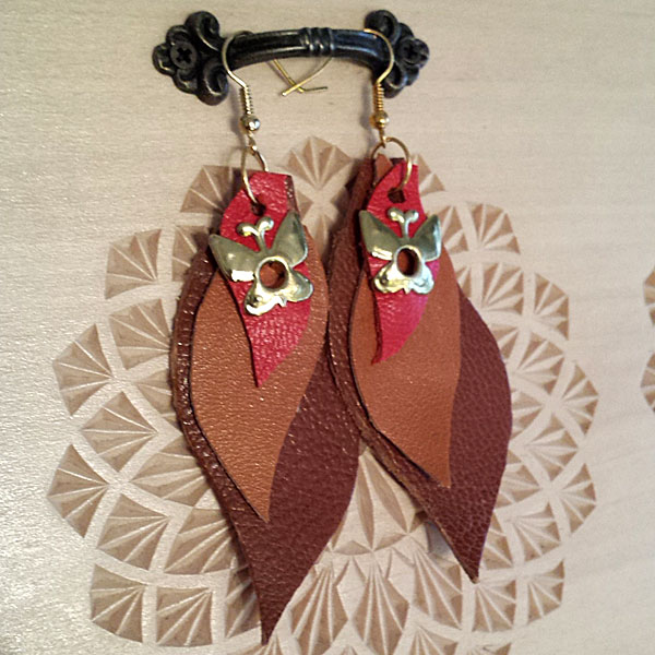 Three colours leather hanging earrings